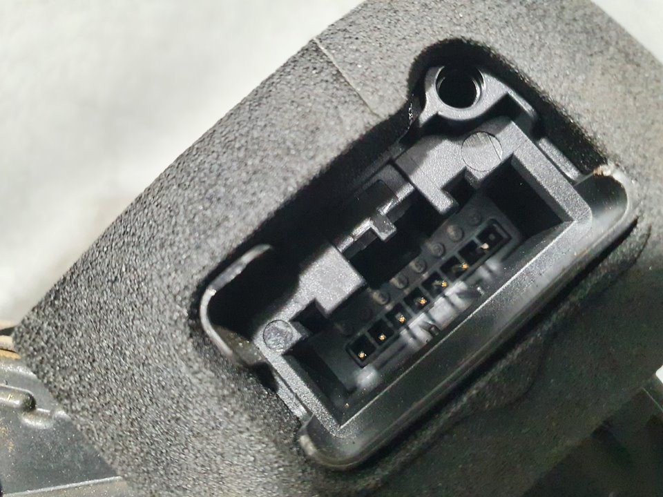 Cerradura Puerta Trasera Derecha para Volkswagen Golf Vii Lim. (Bq1)