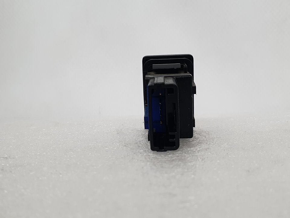 Modulo Electronico para Toyota Auris Touring Sports (E18)