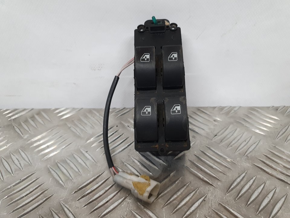 Mando Elevalunas Delantero Izquierdo para Tata Grand Safari