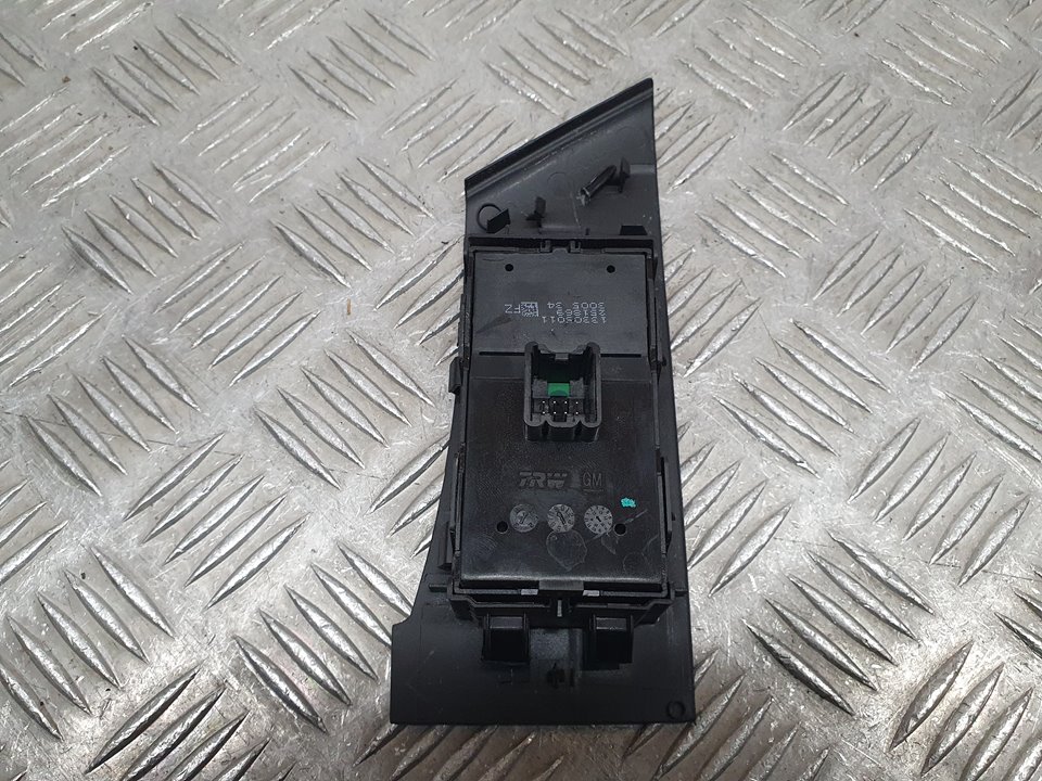 Mando Elevalunas Delantero Izquierdo para Opel Astra J Lim.