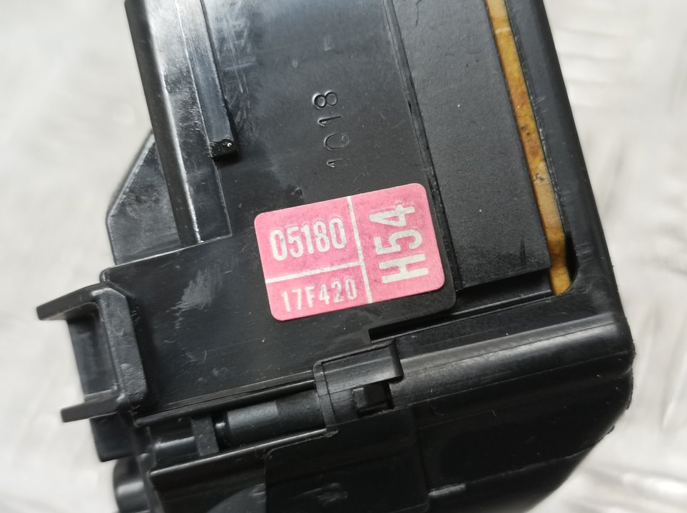 Mando Limpia para Toyota Avensis (T27)