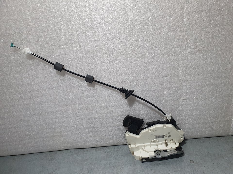 Cerradura Puerta Delantera Derecha para Skoda Octavia Lim. (5E3)
