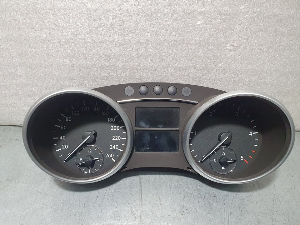 Cuadro Instrumentos para Mercedes-Benz Clase M (W164)