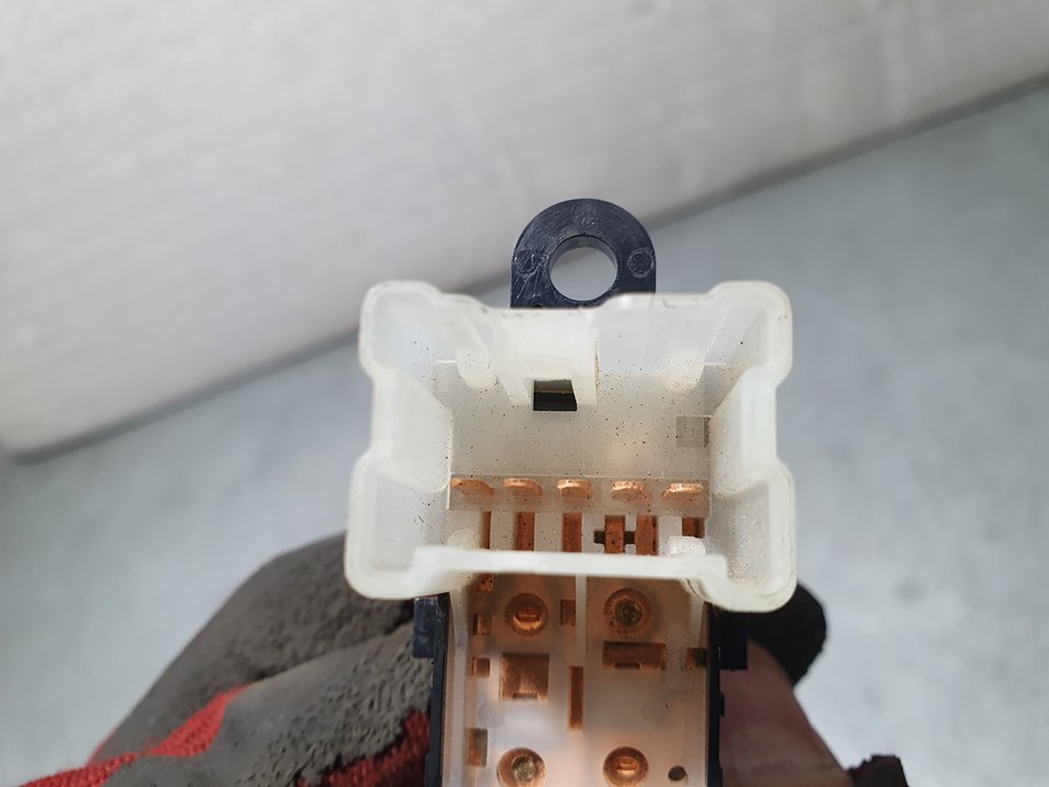 Mando Elevalunas Trasero Izquierdo para Nissan Pulsar (C13)