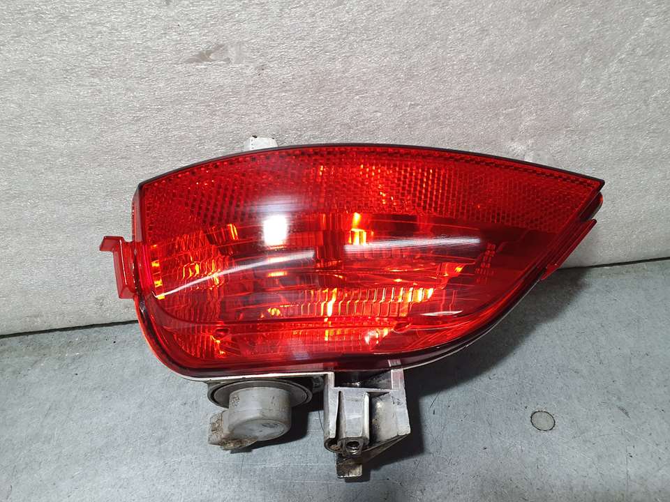 Piloto Trasero Izquierdo Paragolpes para Dacia Sandero