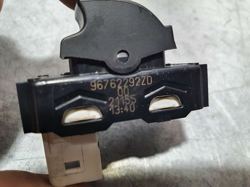 Mando Elevalunas Delantero Derecho para Toyota Proace