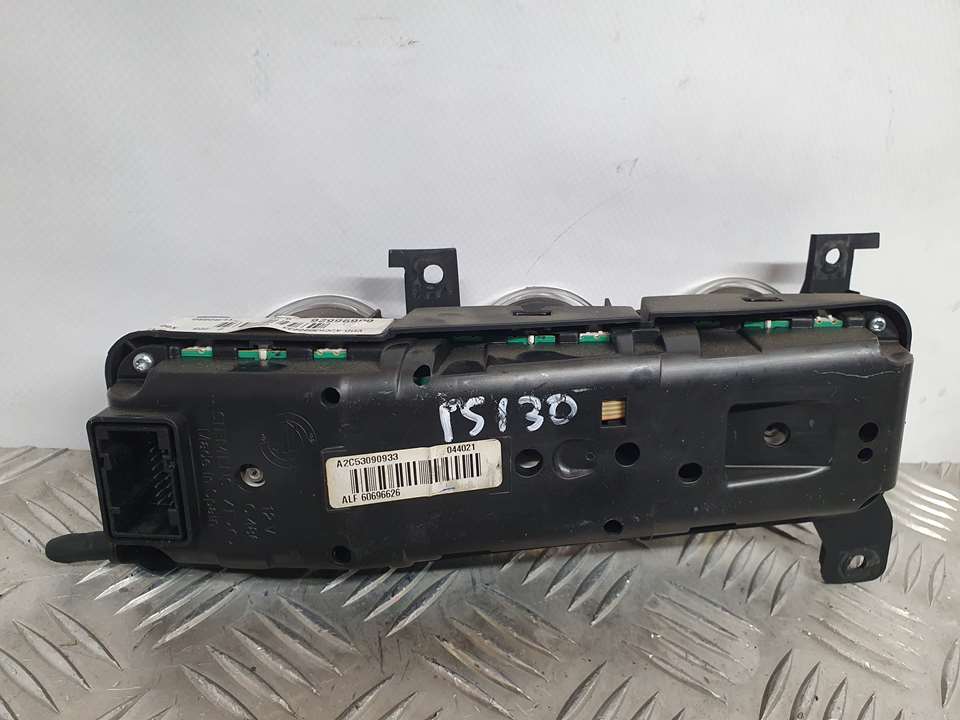 Cuadro Instrumentos para Alfa Romeo 159 (140)