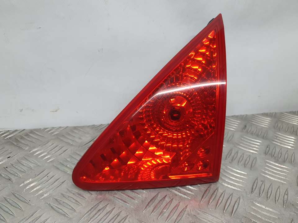 Piloto Trasero Derecho para Peugeot 3008