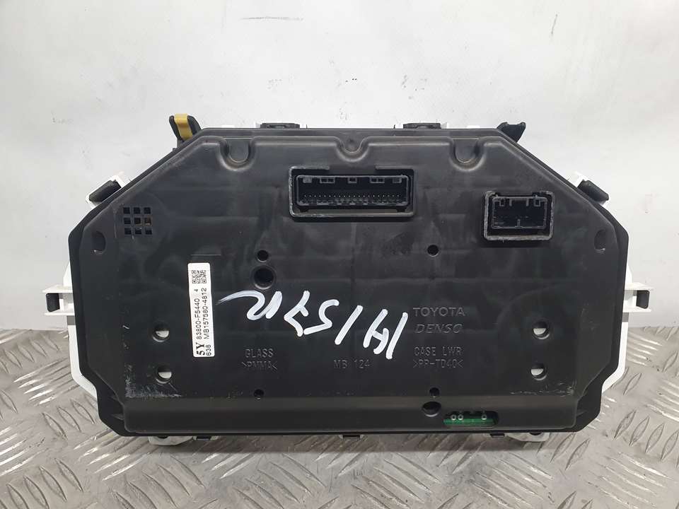 Cuadro Instrumentos para Toyota Yaris