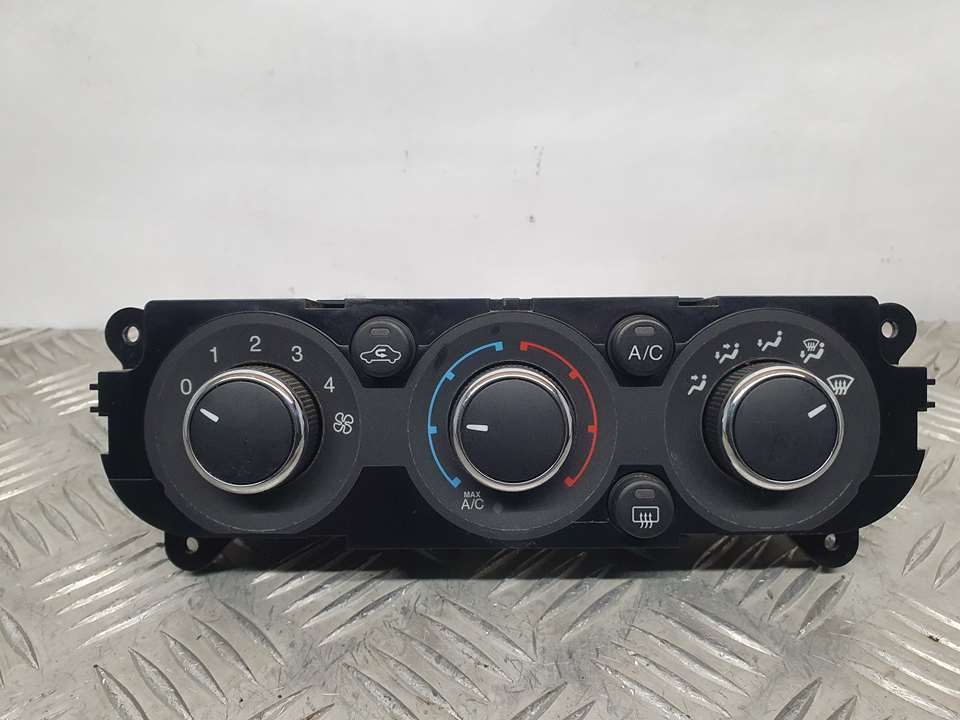 Mando Calefaccion / Aire Acondicionado para Ford Ka+