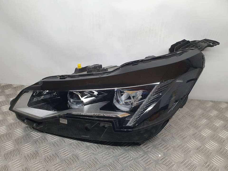 Faro Izquierdo para Peugeot 3008