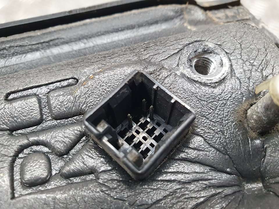 Retrovisor Derecho para Kia Carens