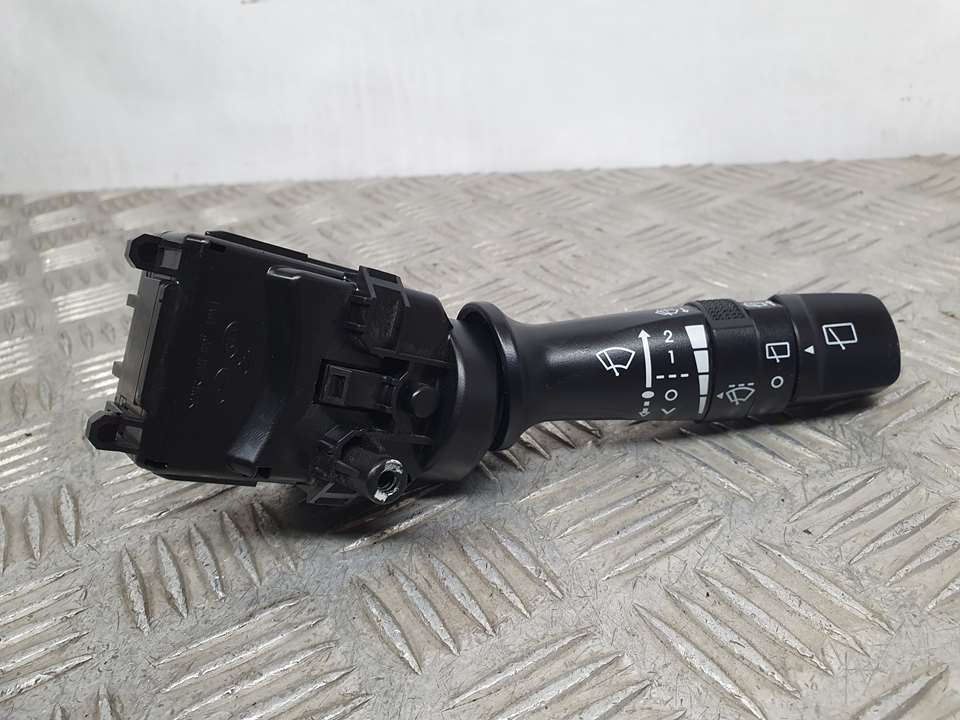 Mando Limpia para Kia Cee'd