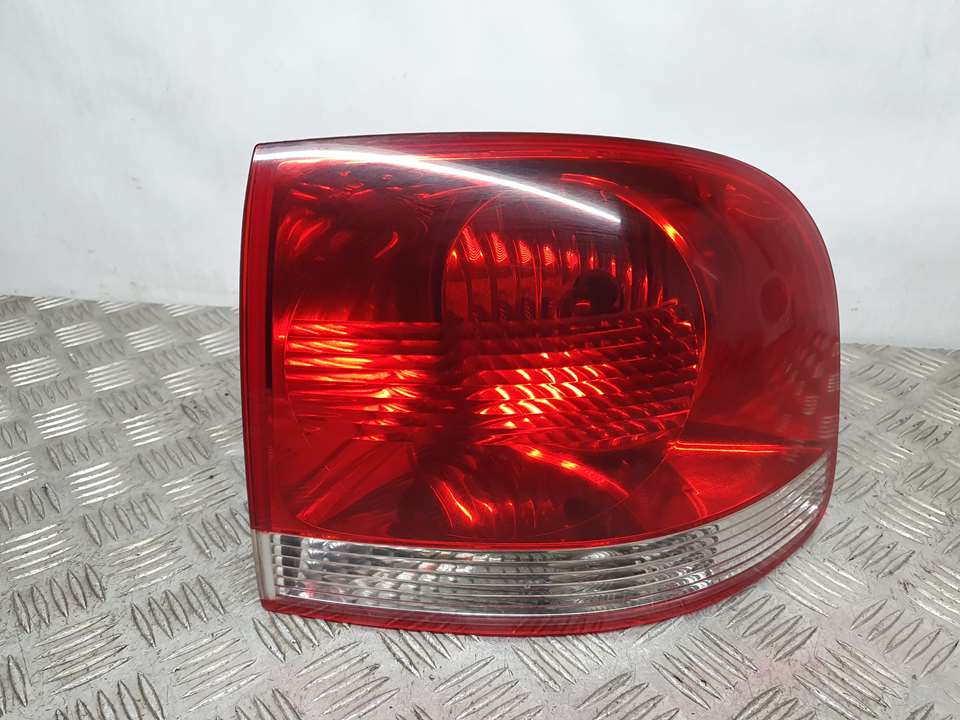 Piloto Trasero Derecho para Volkswagen Touareg (7La)