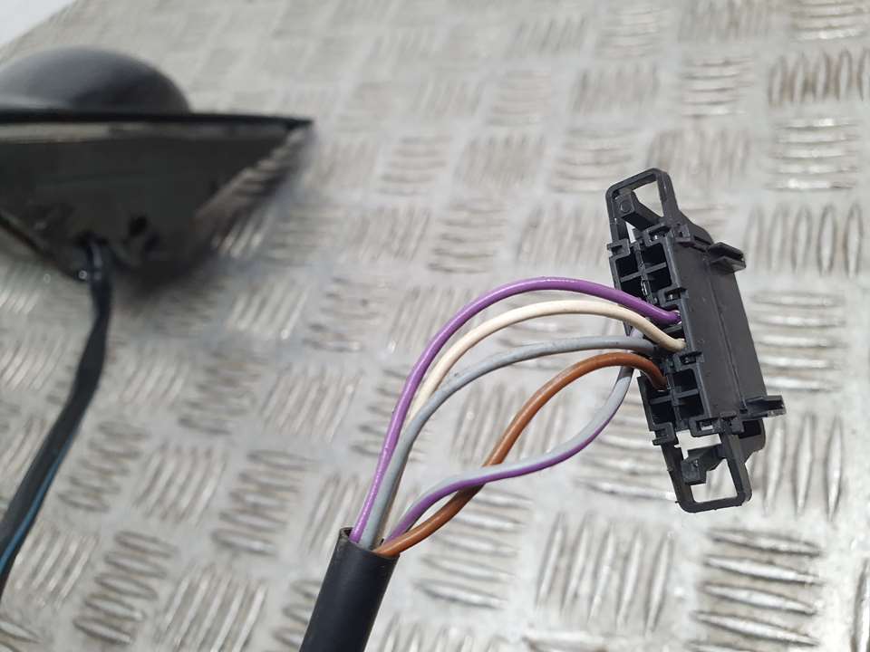 Retrovisor Derecho para Volkswagen Passat Berlina (3B3)