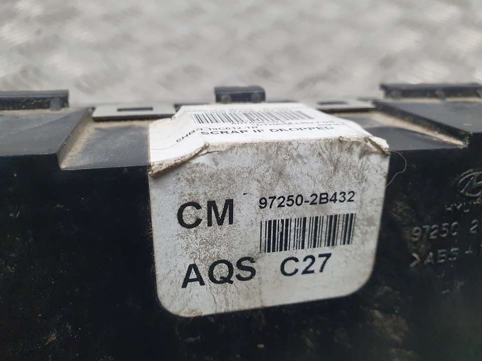 Mando Climatizador para Hyundai Santa Fe (Bm)