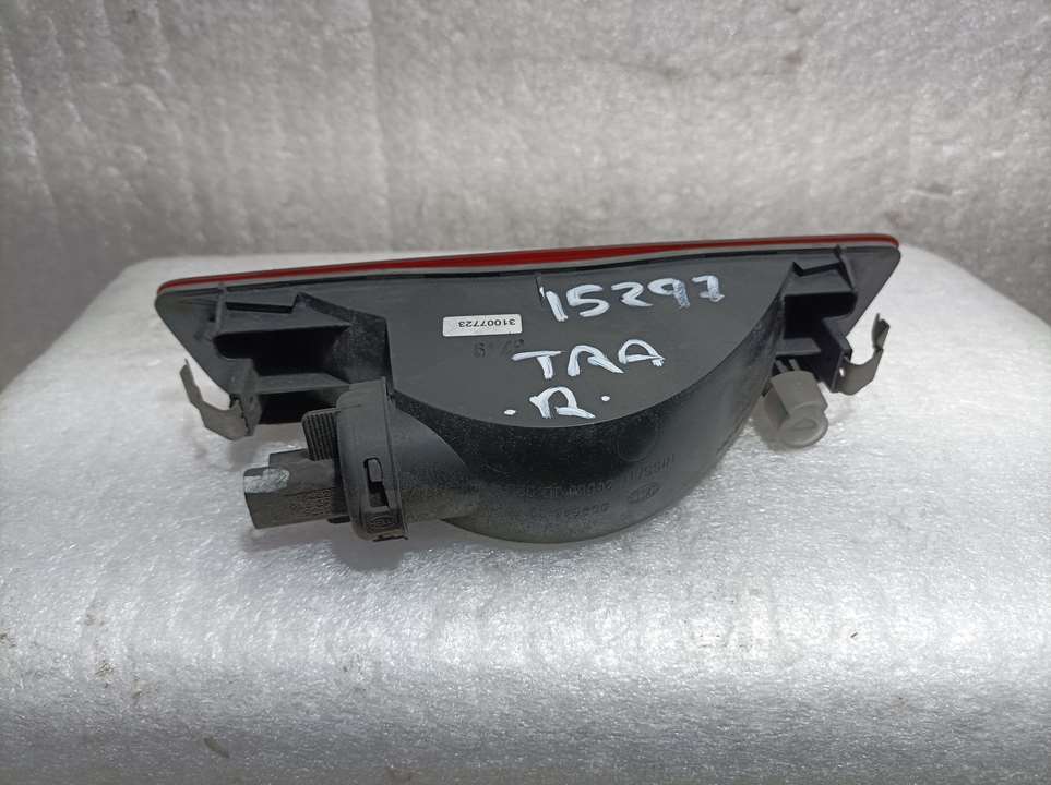 Piloto Trasero Central para Nissan Micra V (K14)