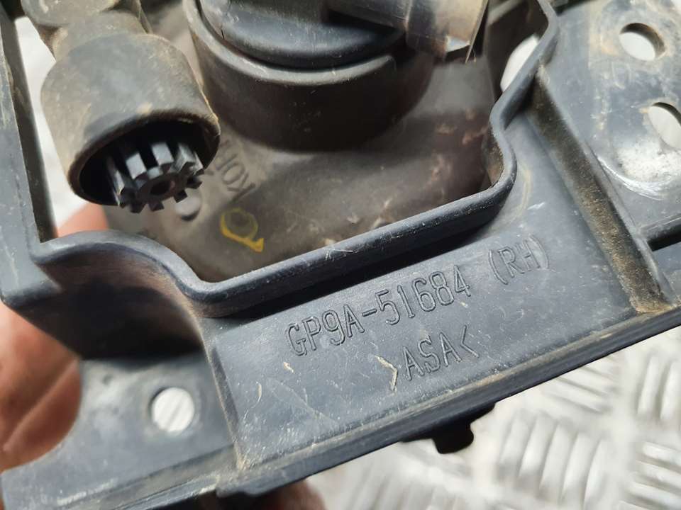 Faro Antiniebla Derecho para Mazda Cx-7 (Er)