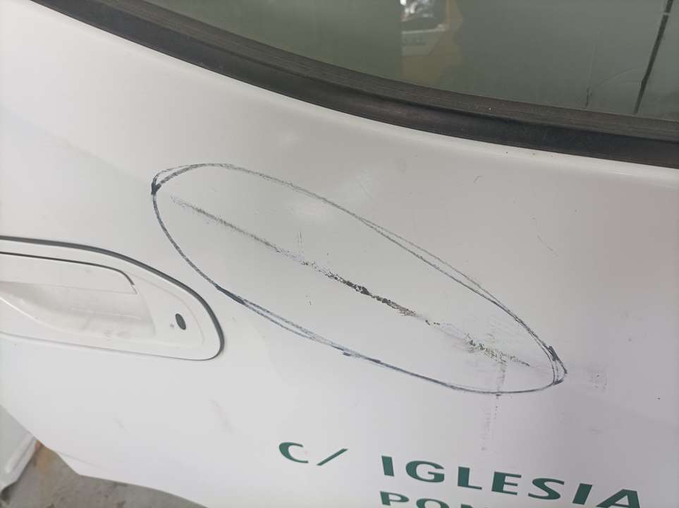 Puerta Delantera Derecha para Nissan Nv 200 (M20)