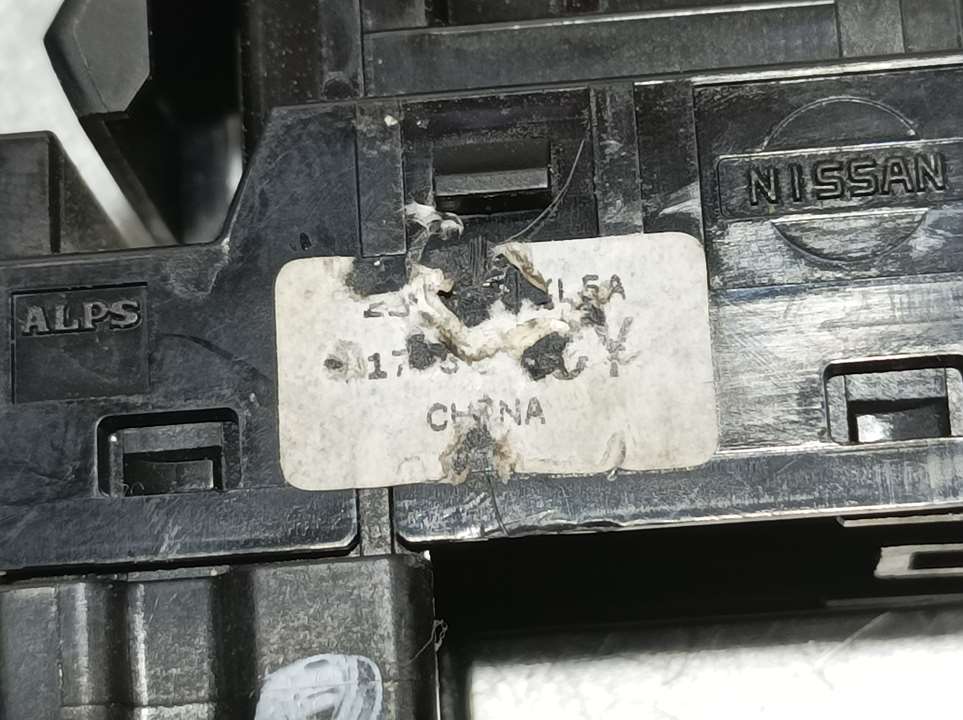 Mando Elevalunas Trasero Derecho para Nissan Juke (F15)