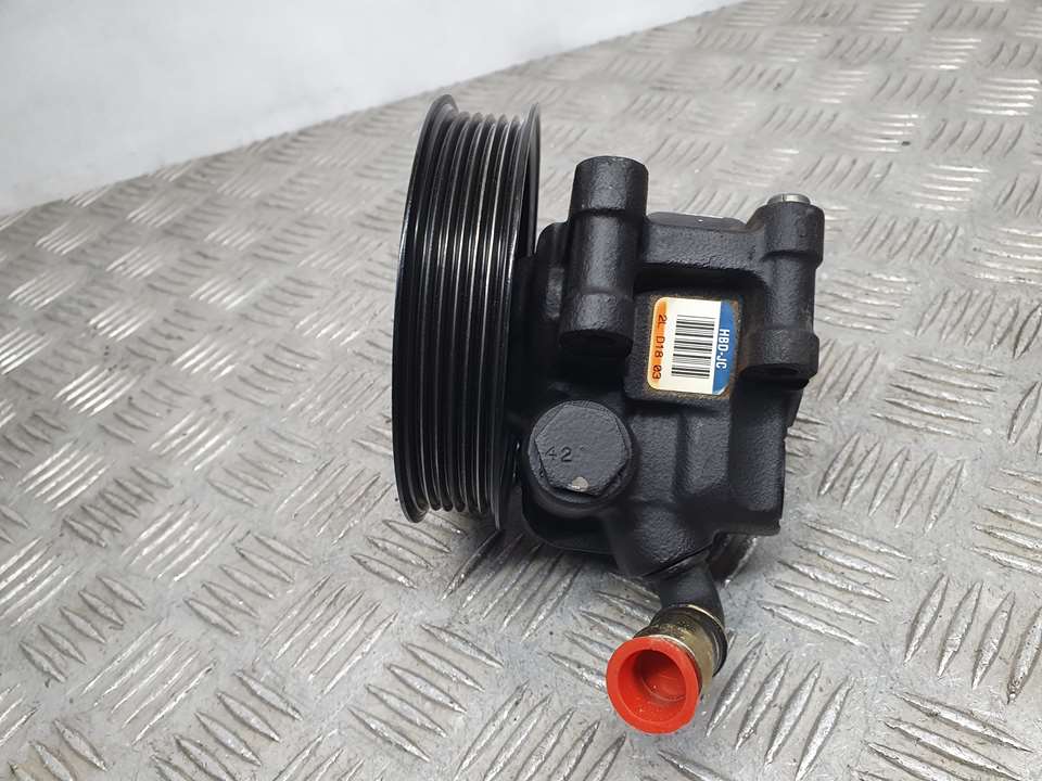 Bomba Direccion para Ford Focus Berlina (Cak)