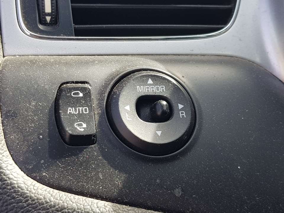 Mando Retrovisor para Kia Cee'd