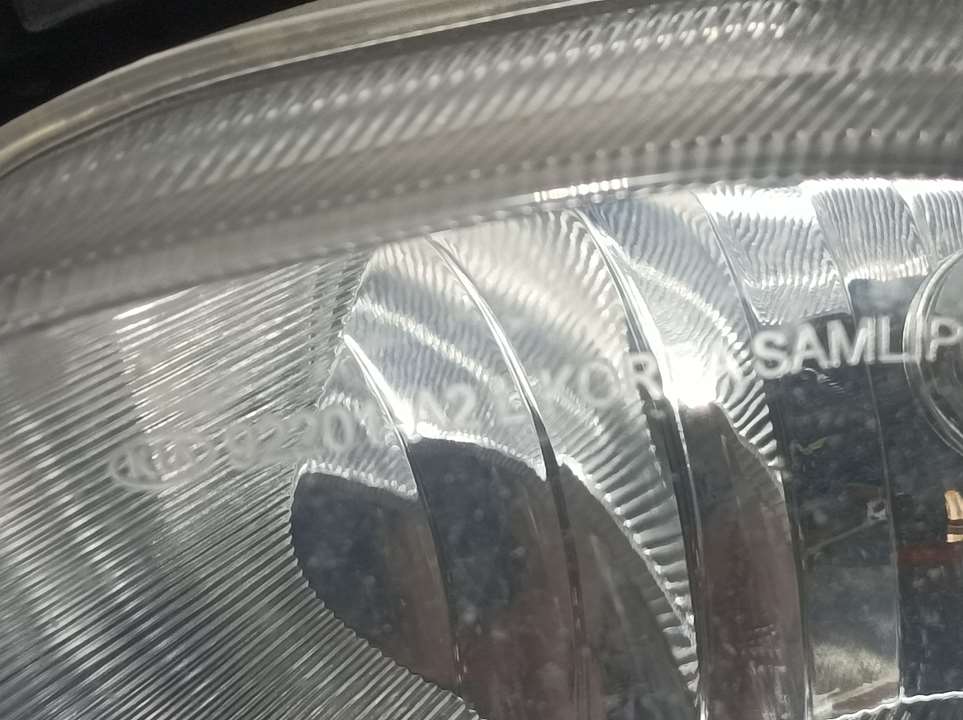 Faro Antiniebla Izquierdo para Kia Cee'd