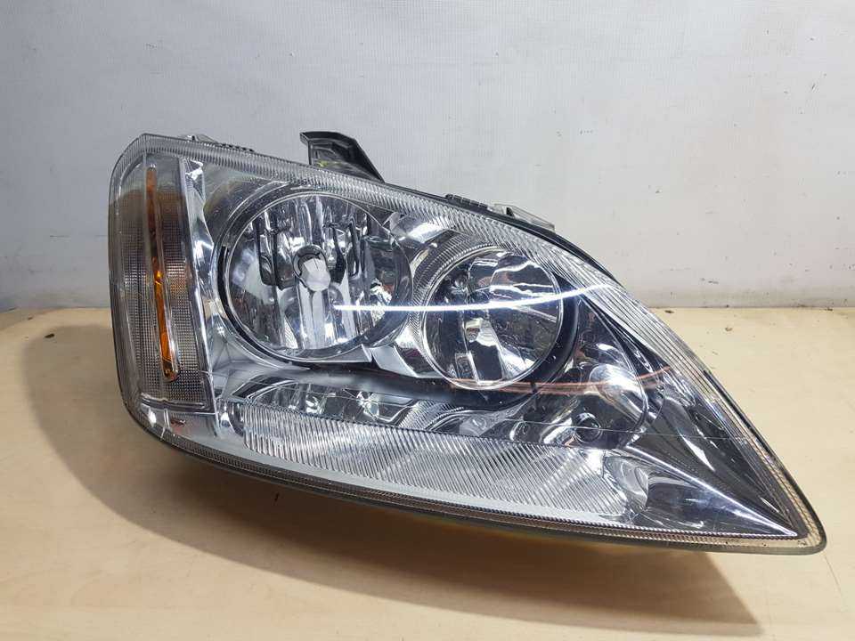 Faro Derecho para Ford Focus C-Max (Cap)