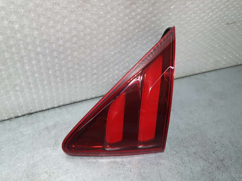 Piloto Trasero Derecho para Peugeot 3008