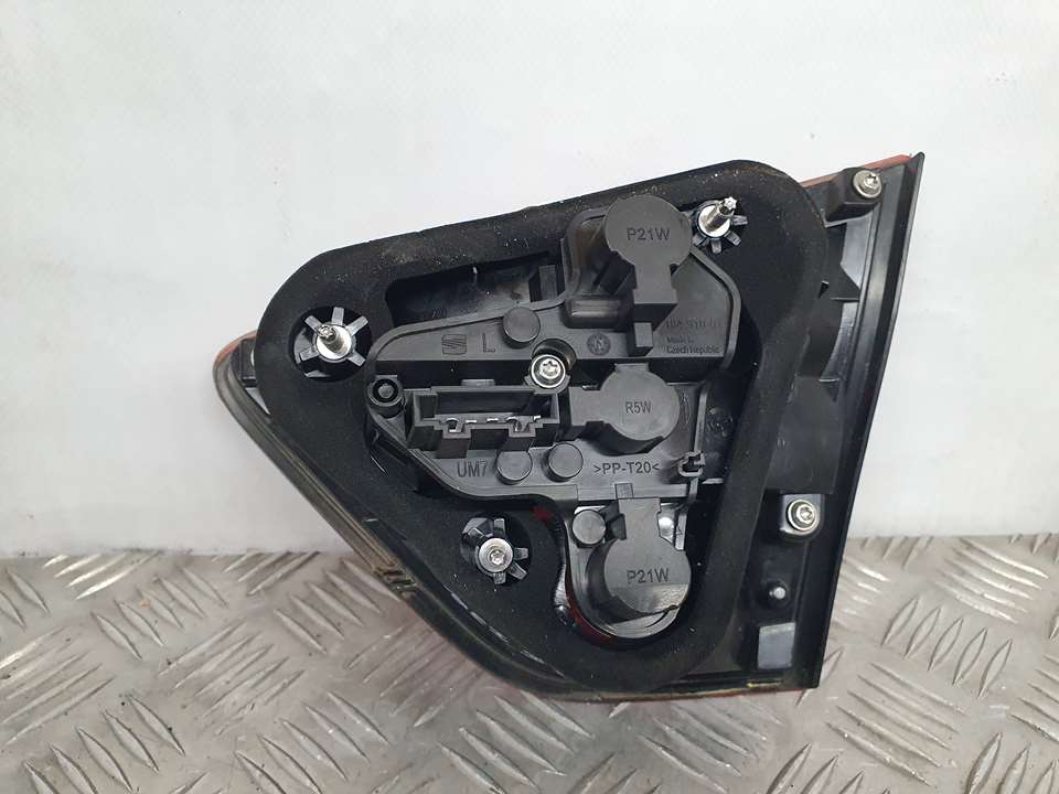 Piloto Trasero Izquierdo para Seat Toledo (Kg3)