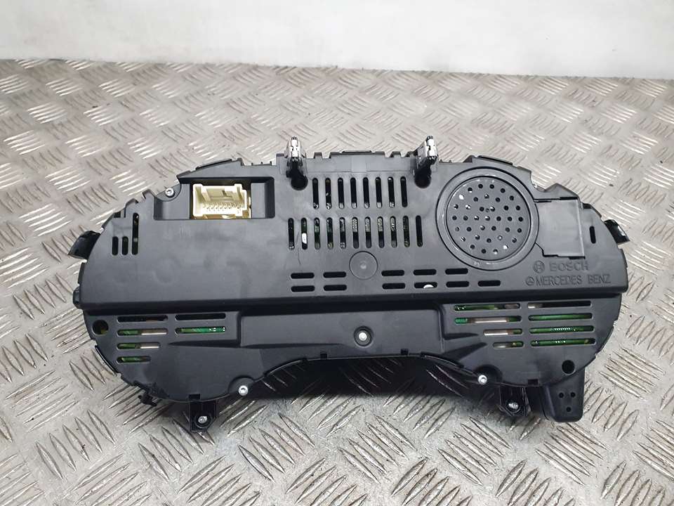 Cuadro Instrumentos para Mercedes-Benz Clase Gla (W156)