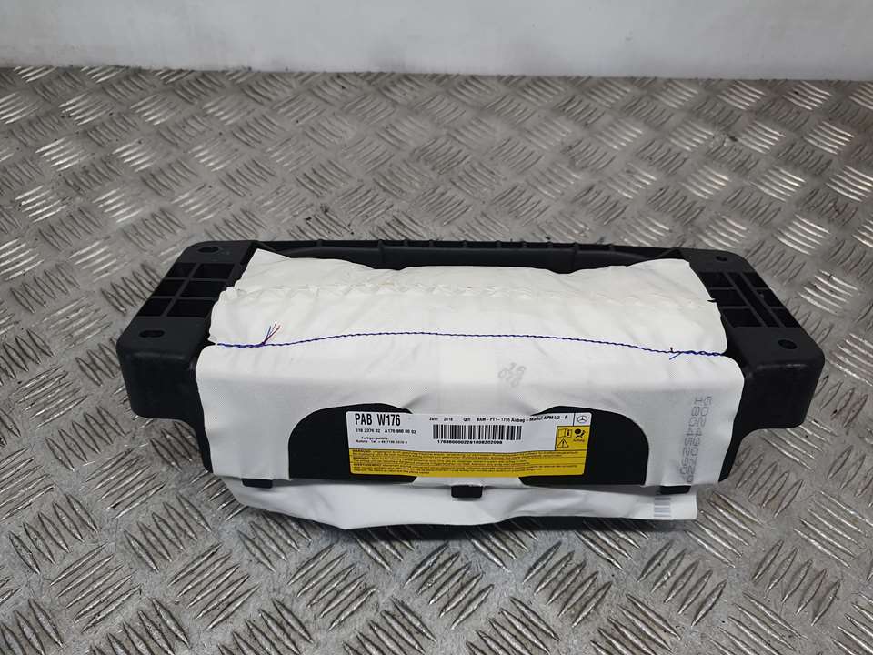 Airbag Delantero Derecho para Mercedes-Benz Clase Gla (W156)