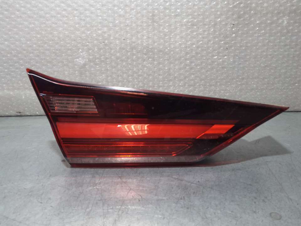 Piloto Trasero Izquierdo para Bmw Serie 1 Lim. (F40)