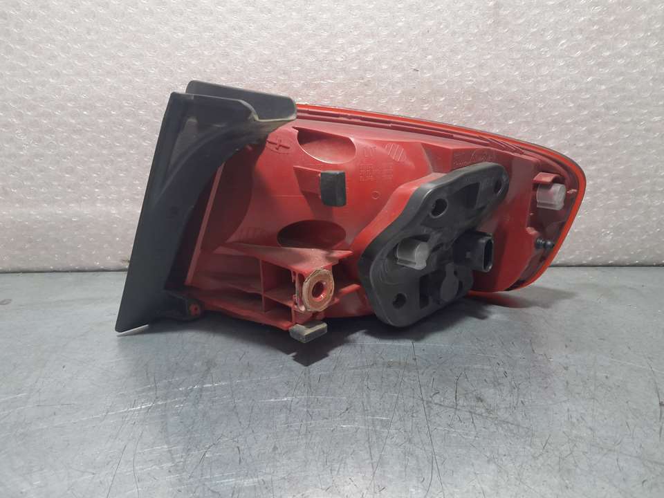 Piloto Trasero Izquierdo para Audi A4 Ber. (B8)