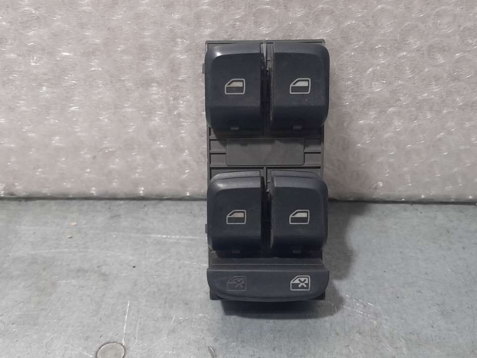 Mando Elevalunas Delantero Izquierdo para Audi A4 Ber. (B8)
