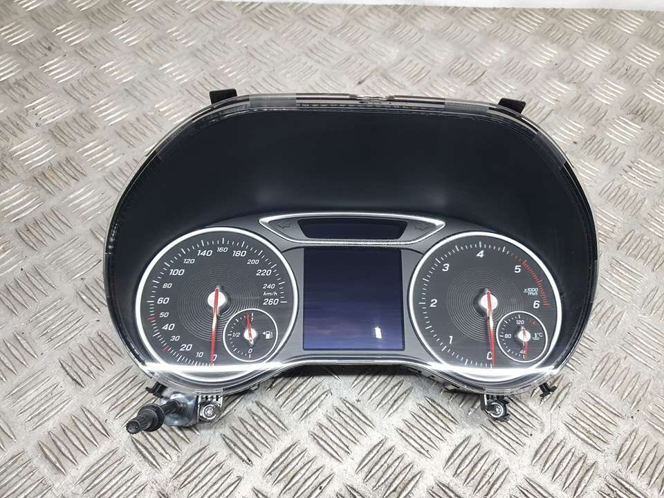 Cuadro Instrumentos para Mercedes-Benz Clase B (W246)