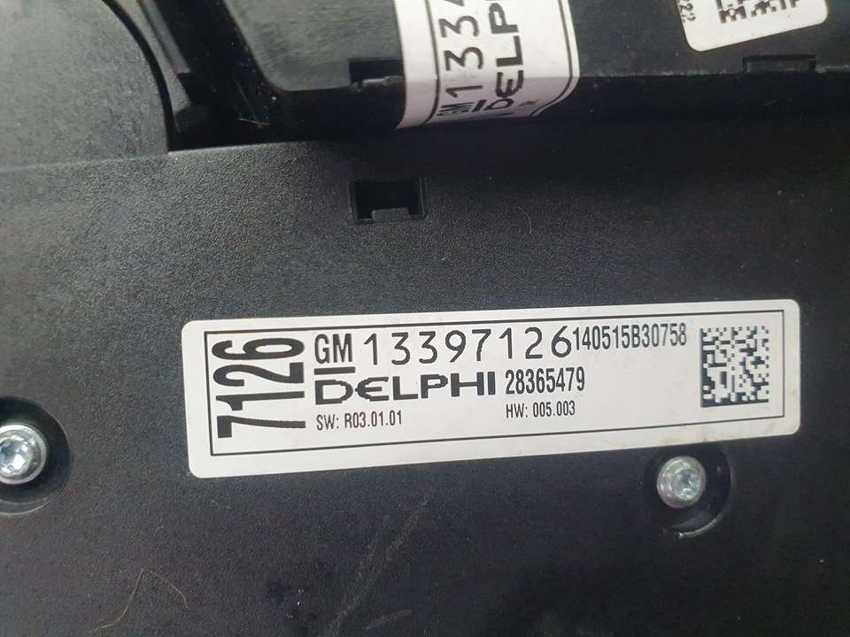 Mando Radio para Opel Astra J Lim.