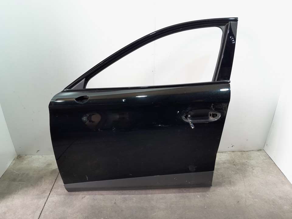 Puerta Delantera Izquierda para Cupra Formentor