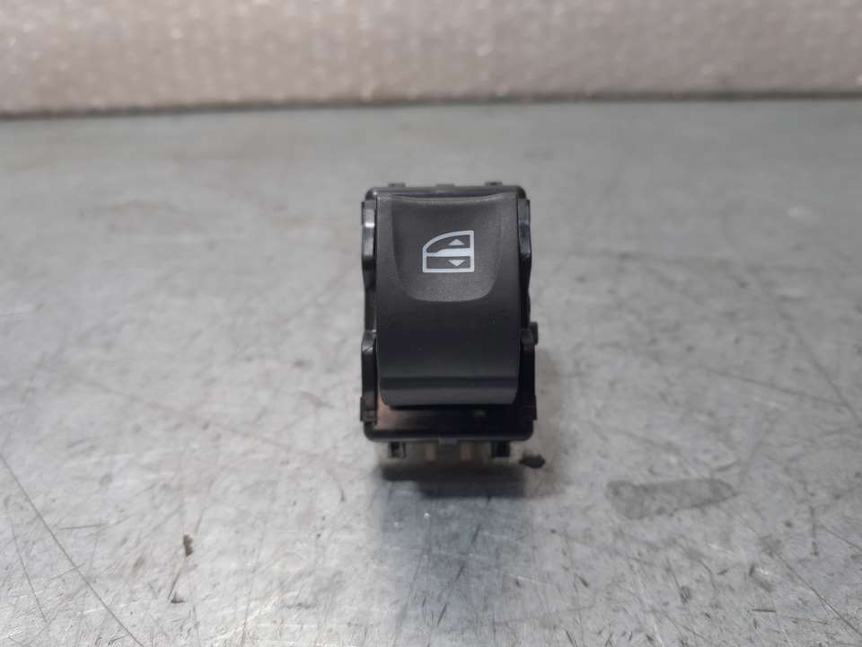 Mando Elevalunas Trasero Izquierdo para Dacia Sandero