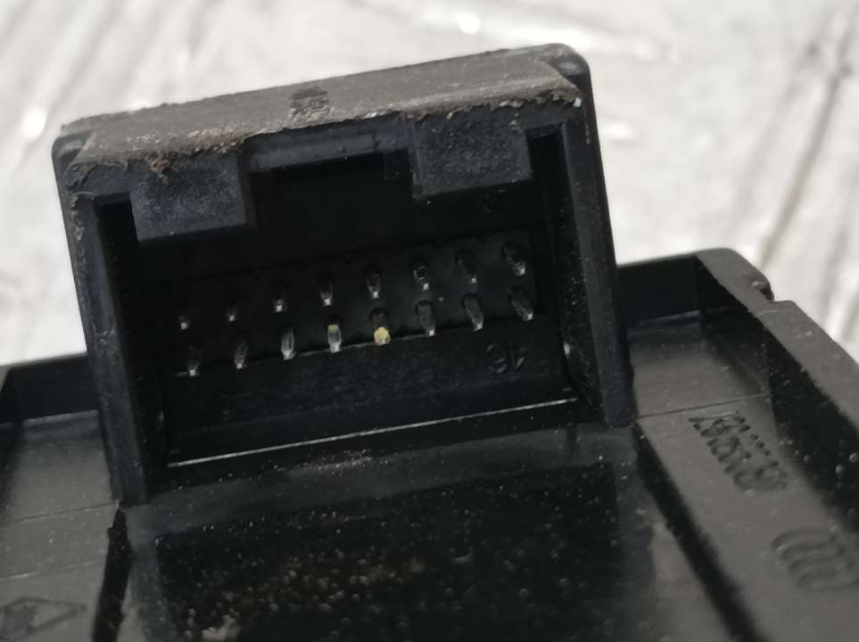 Mando Elevalunas Delantero Izquierdo para Audi A6 Berlina (4B2)