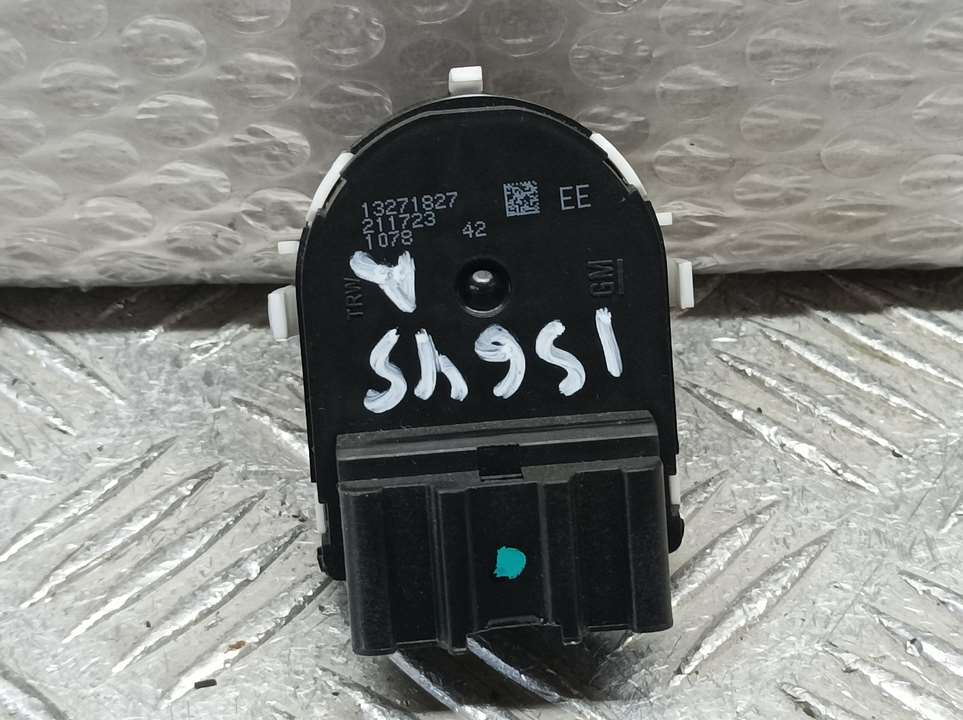 Mando Retrovisor para Opel Astra J Lim.