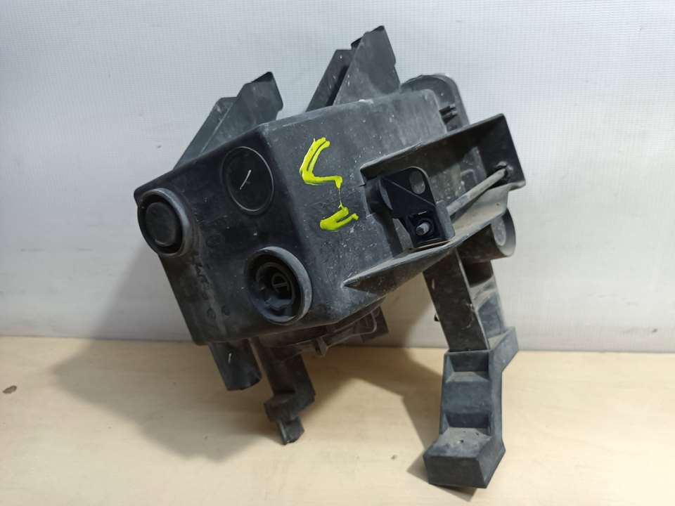 Faro Antiniebla Izquierdo para Opel Zafira B