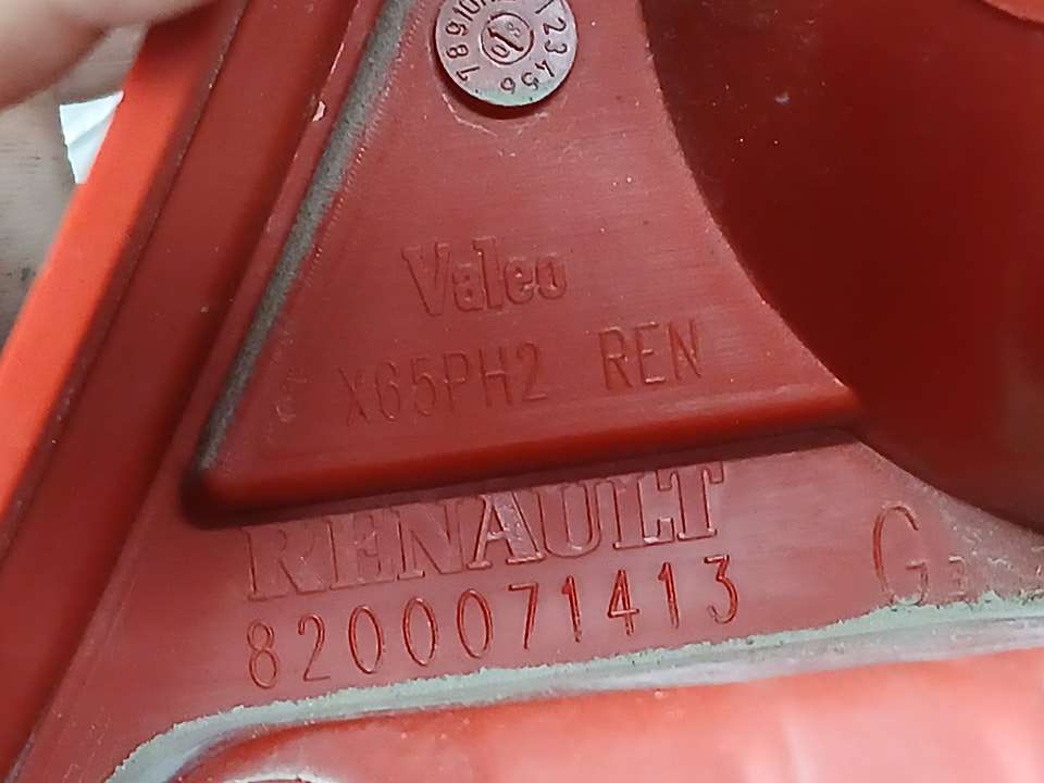 Piloto Trasero Izquierdo para Renault Clio Ii Fase Ii (B/Cb0)