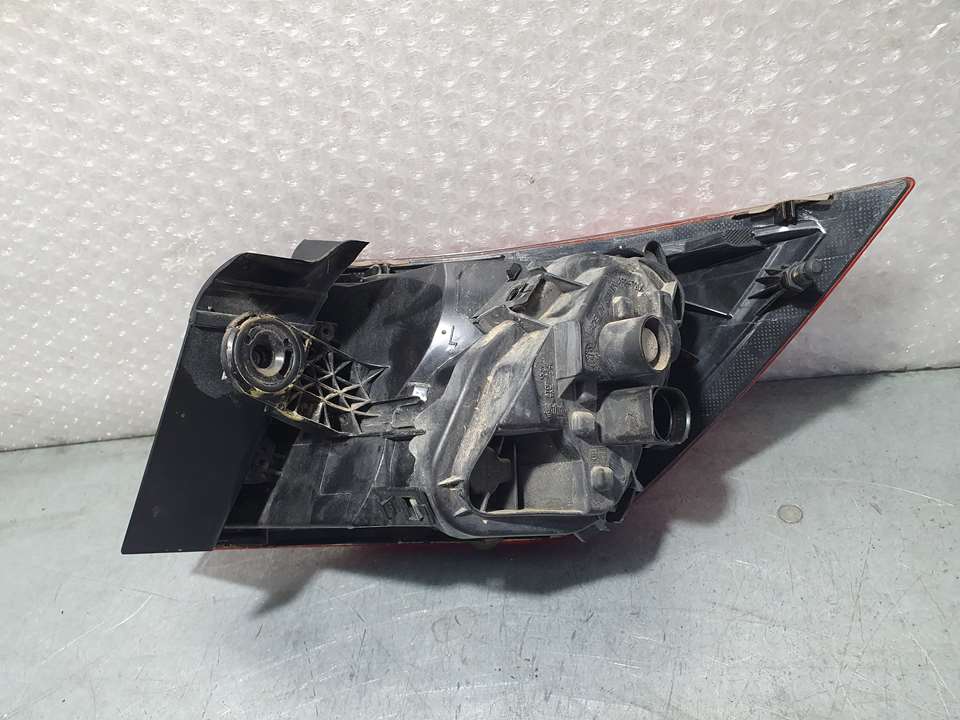 Piloto Trasero Izquierdo para Seat Leon St (5F8)