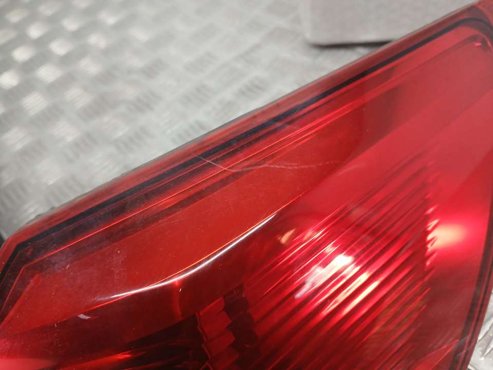 Piloto Trasero Derecho para Nissan Qashqai+2 (Jj10)