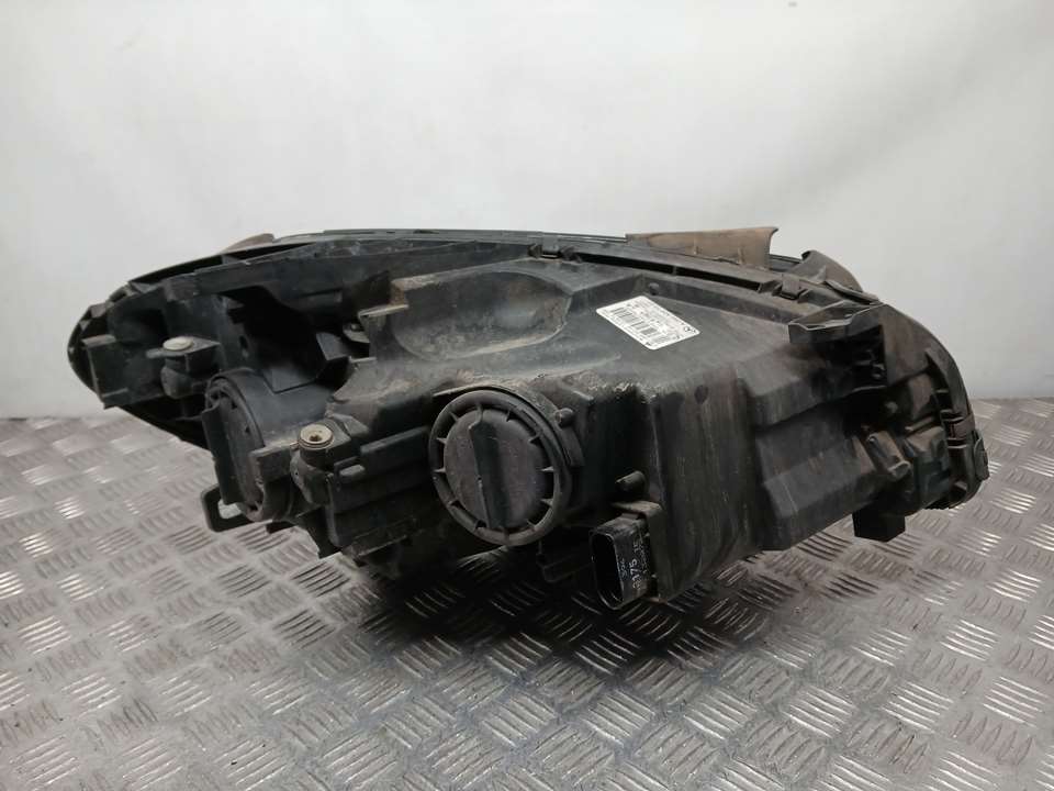 Faro Izquierdo para Mercedes-Benz Clase B (W246)