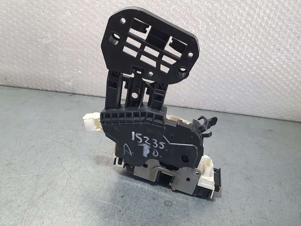 Cerradura Puerta Trasera Derecha para Mercedes-Benz Clase B (W246)