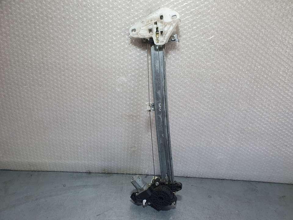 Elevalunas Delantero Izquierdo para Honda Civic Lim.5 (Fk)