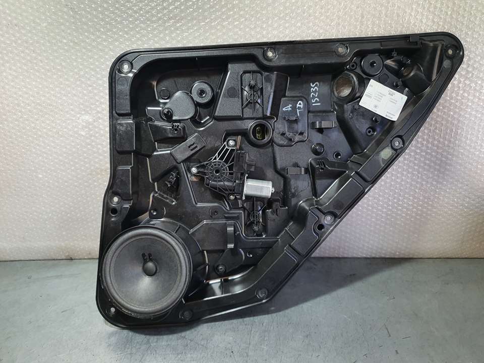 Elevalunas Trasero Derecho para Mercedes-Benz Clase B (W246)