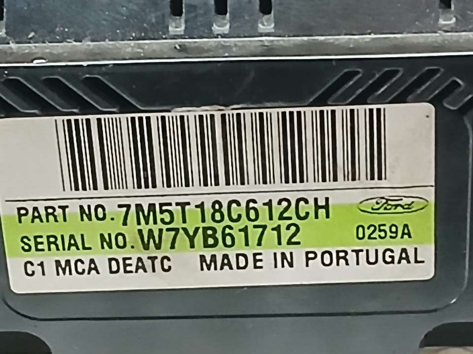 Mando Climatizador para Ford Kuga (Cbv)